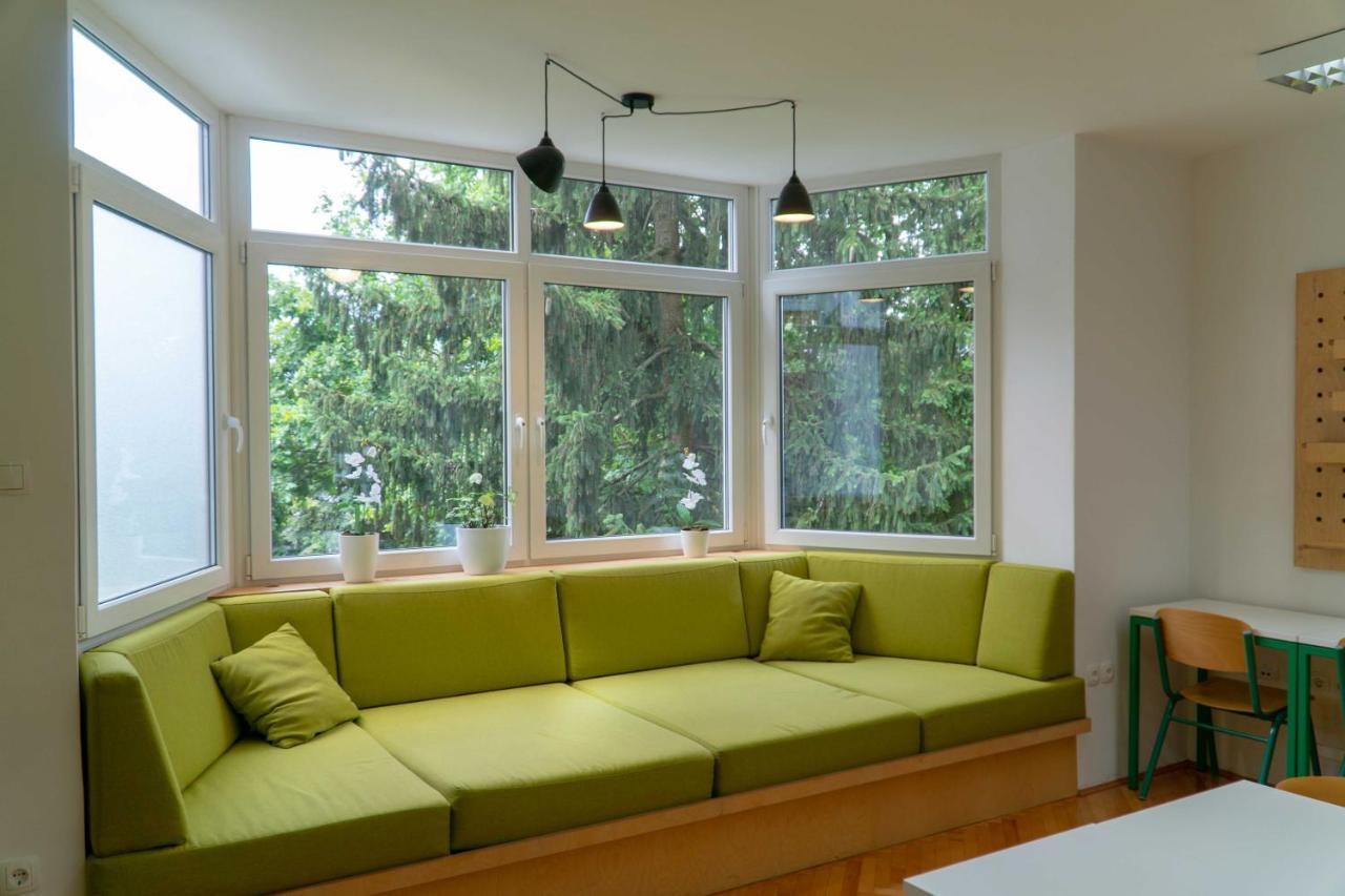 Dijaski Dom Bezigrad Ljubljana Hostel Bagian luar foto